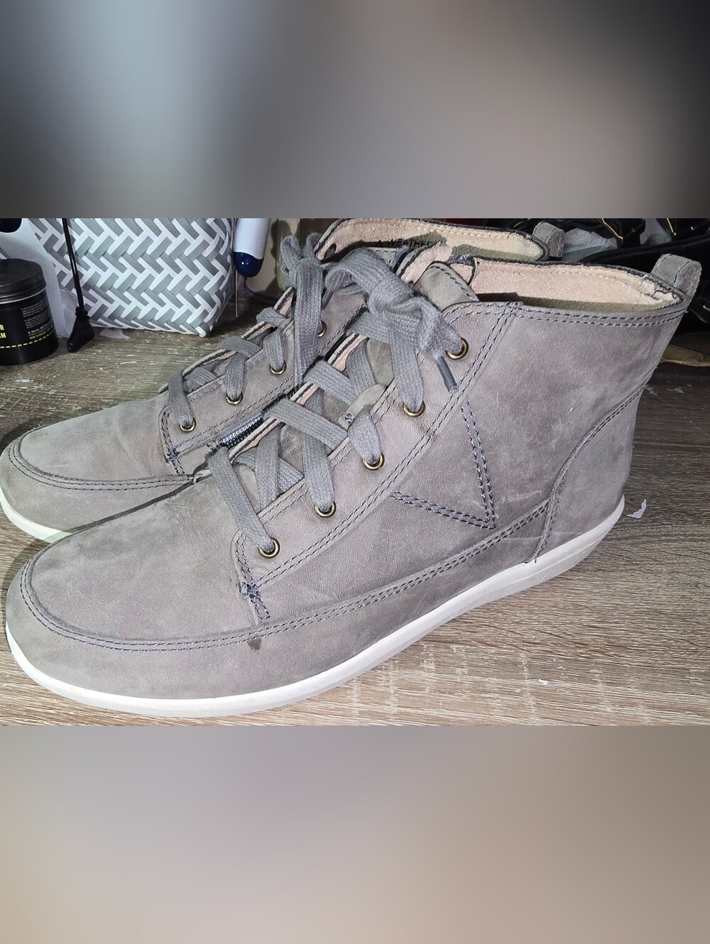 Vionic Shawna Water Resistant Gray Nubuck Leather Sneaker Bootie Shoes Womens 10 - Picture 5 of 14